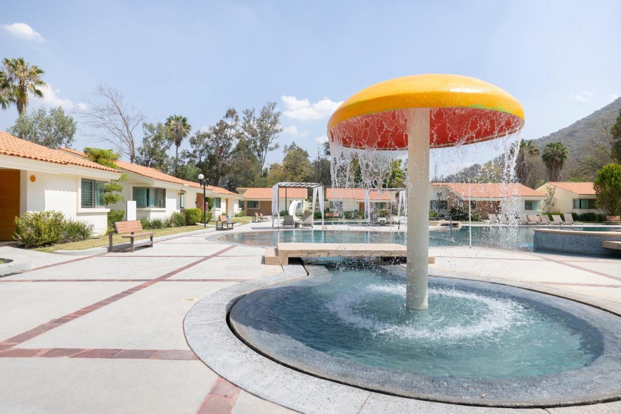 Collection O Luna Aqua Villas,Tala,Rio Escondido Екстер'єр фото