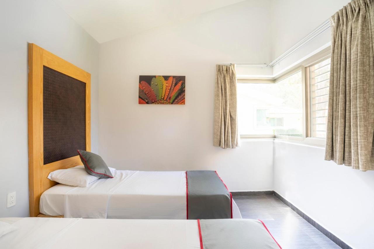 Collection O Luna Aqua Villas,Tala,Rio Escondido Екстер'єр фото